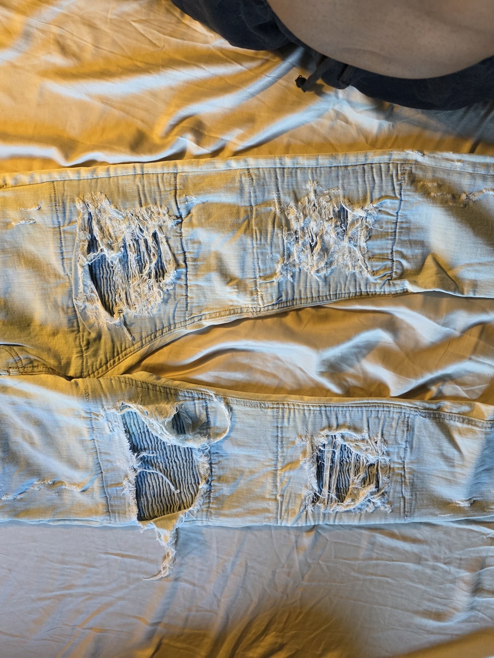 H&M Light Blue Ripped Skinny Jeans